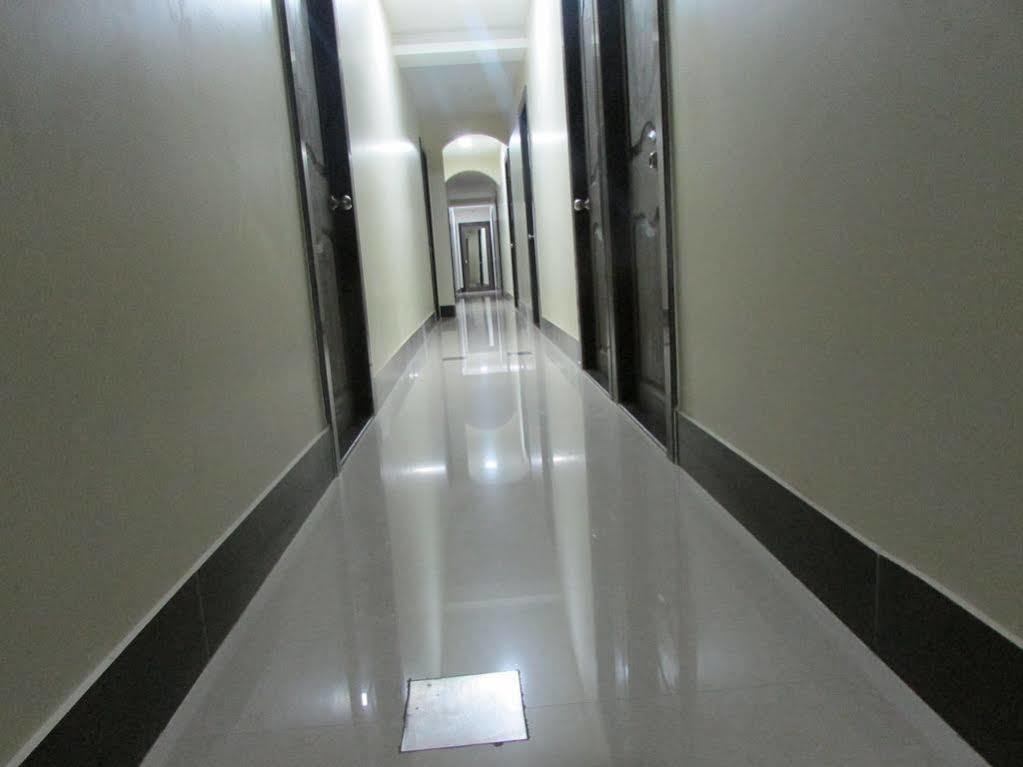 Royal Annex Hotel มุมไบ ภายนอก รูปภาพ